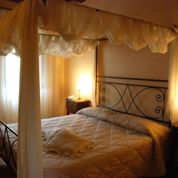 Locanda Le Logge, hotel v destinácii Urbisaglia