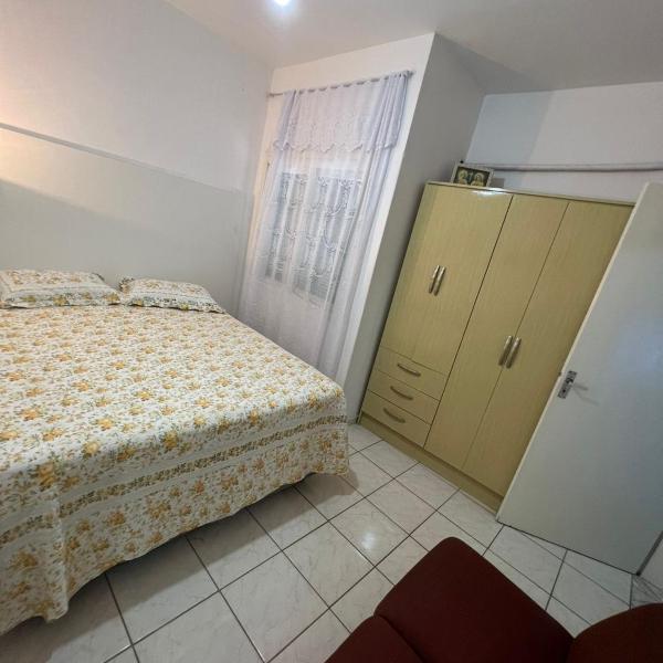 Linda casa para temporada em FRENTE A PRAIA em São Lourenço do Sul - Foto 2