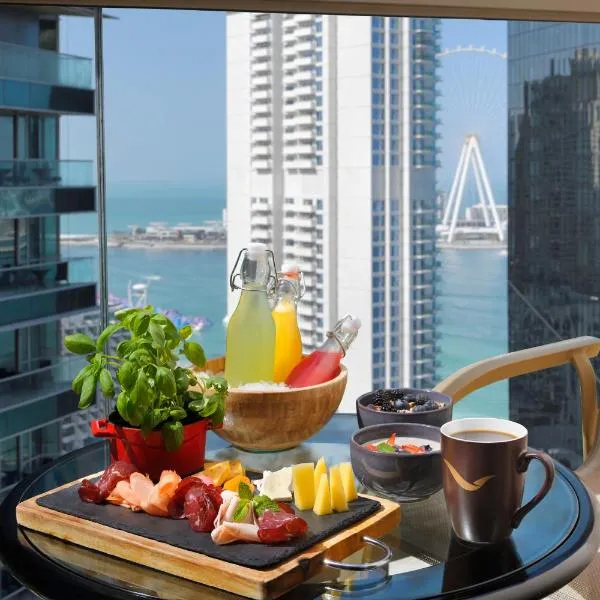 Mövenpick Hotel Jumeirah Beach, hotel in Dubai