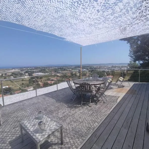 Fort Almanarre, Hotel in Hyères