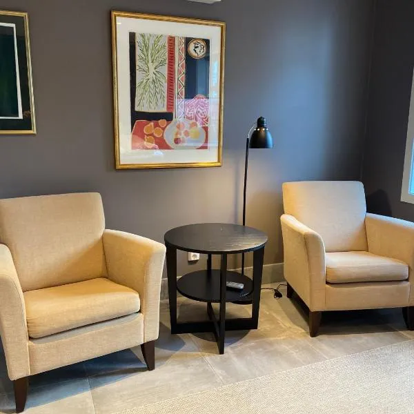 Charming Guesthouse near city center - parking available, hotel in Sandefjord