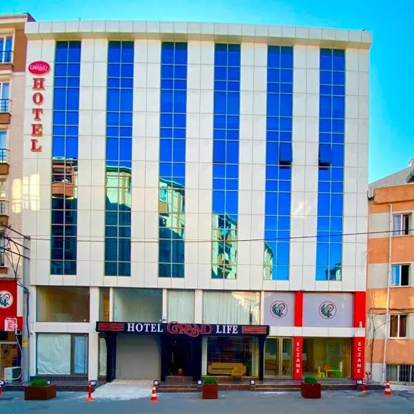 Grand Life Hotel, hotel di Corlu
