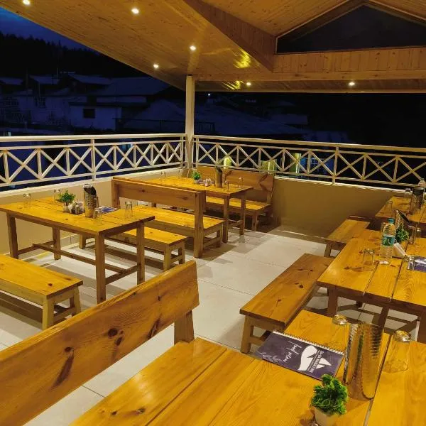 Sa-Ba Manali Inn, Mall Road, hotel v destinaci Manāli