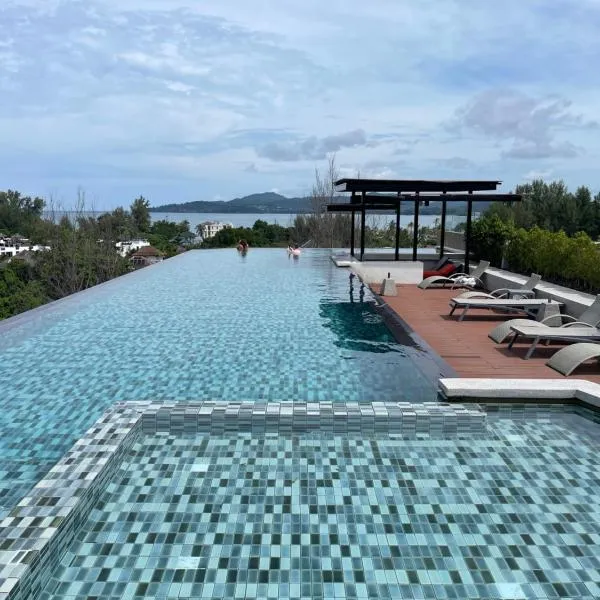 ์๋ฆฐ ๋น์น์ ์์นํ ํธํ
6th Avenue Surin by Kritty