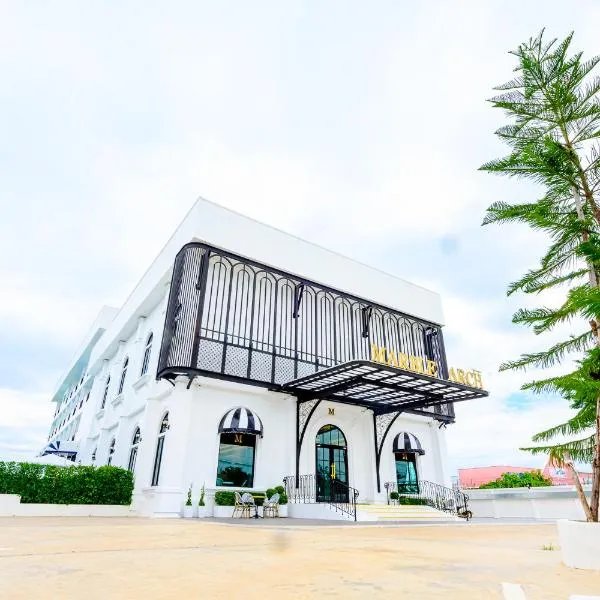 Marble Arch De Loei Hotel, hotel v destinaci Loei