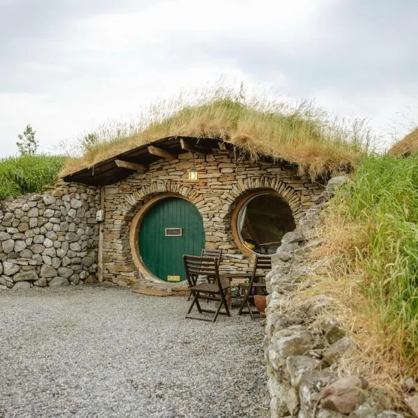 Mayo Glamping, hotel in Balla