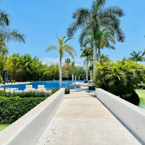 Your Luxury Oasis at Tahéima、ヌエボ・バジャルタのホテル