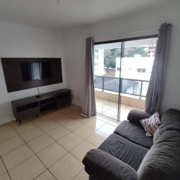 Apto amplo próximo a Prati, hotel in Toledo