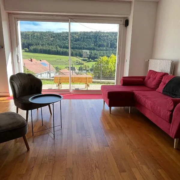 Le Crozet, hotel i Arçon