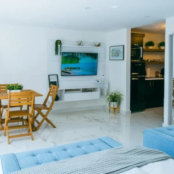Buena Vida Beach Studio Puerto Rico, hotel in San Juan