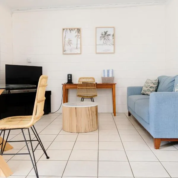 Palm View Holiday Apartments, hotel in Bowen