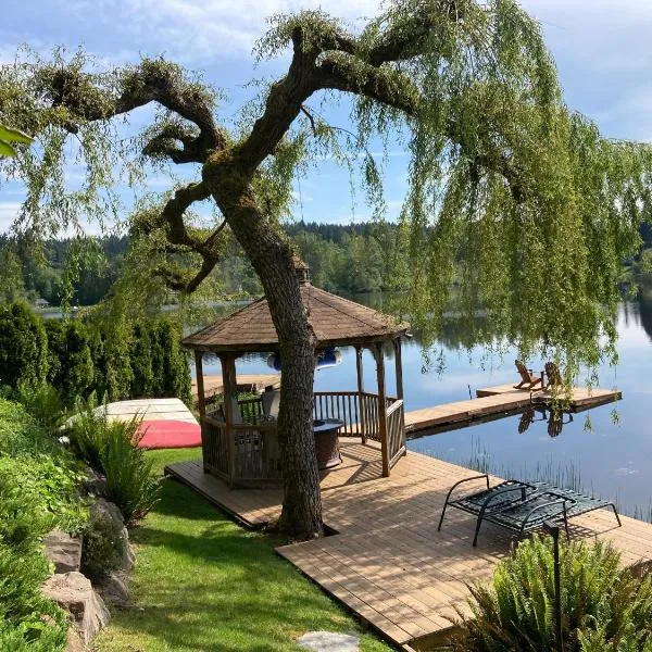 Cottage Lake Bed and Breakfast, hotel v destinaci Woodinville