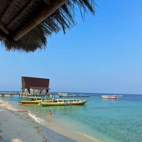 Bronze Bungalows โรงแรมในกิลิเมโน