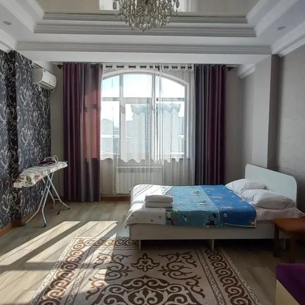 Kozhomkul Apartment in Bishkek, hotel in Bishkek