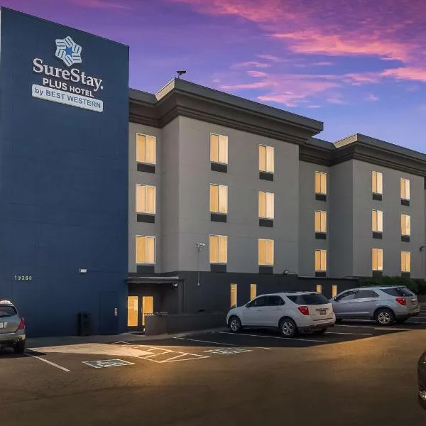 SureStay Plus Hotel by Best Western SeaTac Airport, hotel in SeaTac