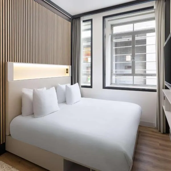 Motto By Hilton Rotterdam Blaak, hotel in Rotterdam