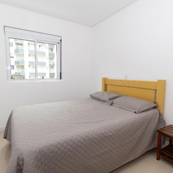 449 - Lindo Apartamento de 3 dormitórios á 100m da praia de Bombas - Foto 2
