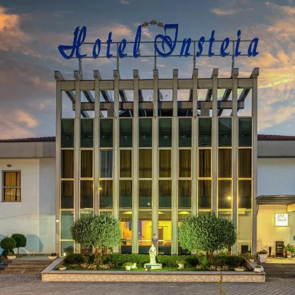 Hotel Insteia – hotel w mieście Savoia di Lucania