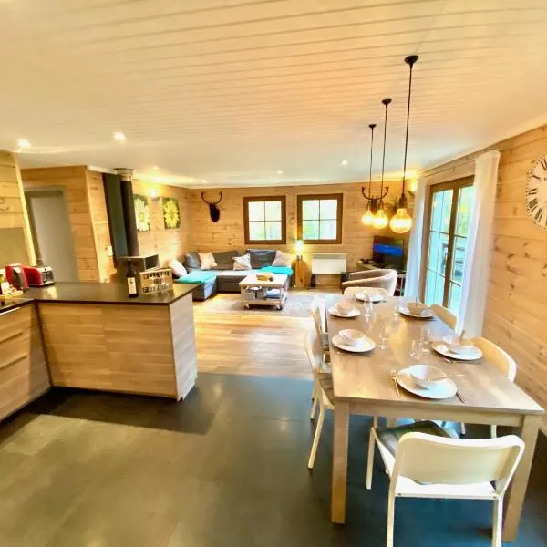 Chalet "A l Orée du bois", hotel in Bullange