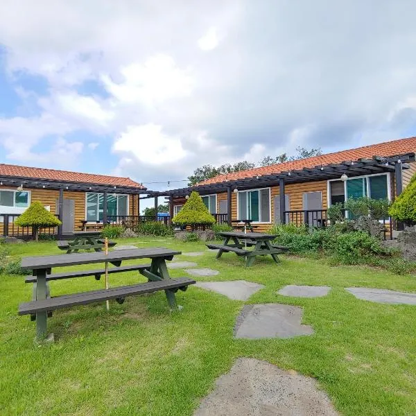 Jeju Oreum Pension, hotel v destinaci Čedžu