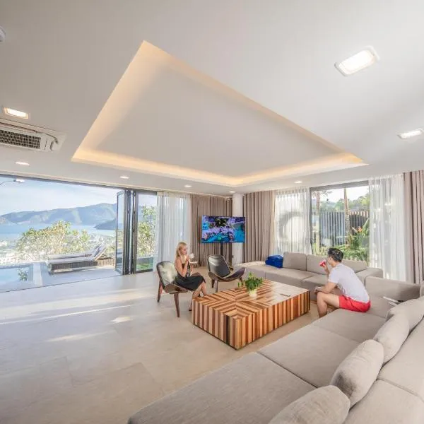 Nha Trang Oceanfront Luxury Villa Anh Nguyen, hotel v Nha Trangu