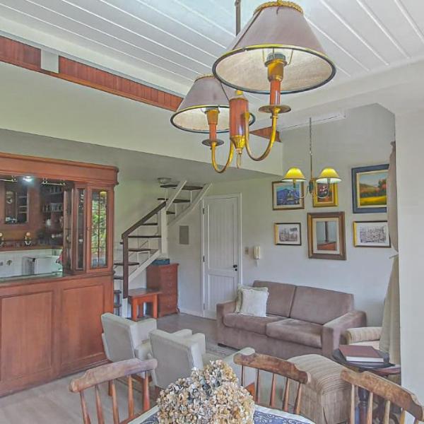 Duplex Floresta Negra - Sua Base perfeita em Gramado! Ótima LOCALIZAÇÃO LAGONegro 500m - 02 Quartos e 02 Banheiros para FAMILIA em CONDOMINIO FECHAD0, cozinha completa com GARAGEM e portaria 24h - Foto 4