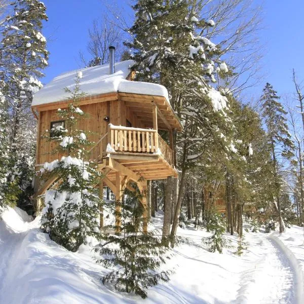 Les Cabanes du Trappeur, hotel en Lachute