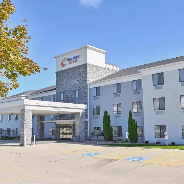 Comfort Suites Bloomington I-55 and I-74, hotel din McLean