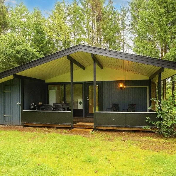 6 person holiday home in Ans By-By Traum, hotel in Roe