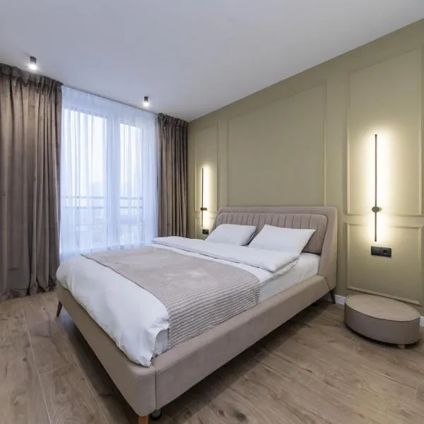 Luxury apartment near metro station Osokorky, hotel en Kiev