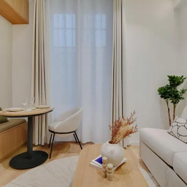 Modern Studio in the Heart of Montmartre