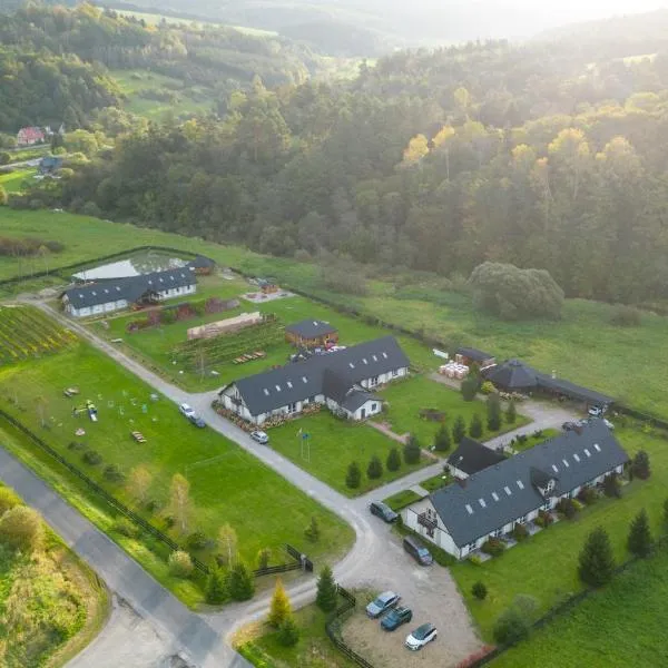 Zakole Wiaru, hotel em Arłamów