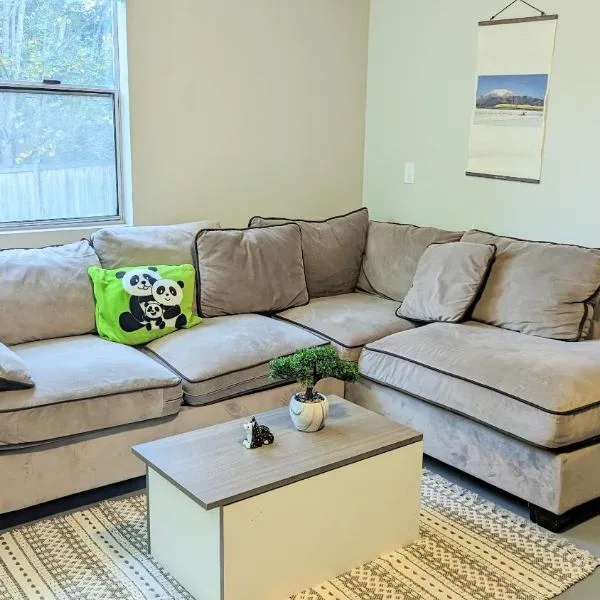 Private Suite with own entrance, hotel in Bellevue