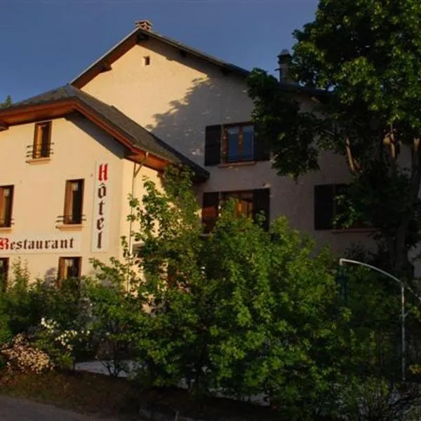 La Ferme du Bois Barbu, hotel in Château-Bernard