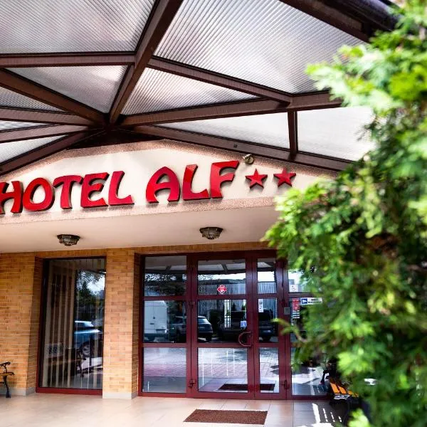 Hotel Alf, khách sạn ở Węgrzce