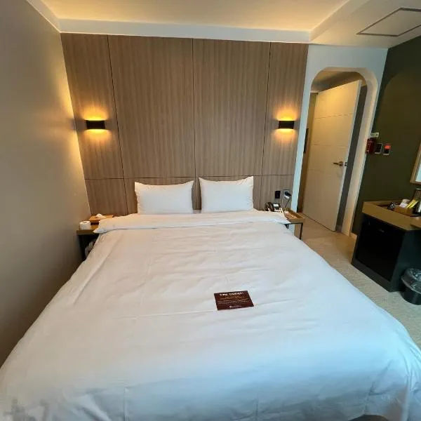 Geoje Highend Hotel, hotel v destinaci Kodže