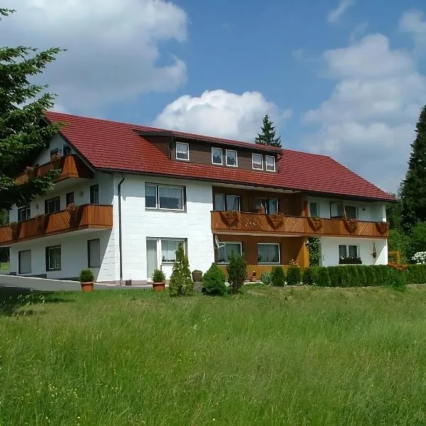 Haus Rosenbühl, hotel v destinaci Warmensteinach