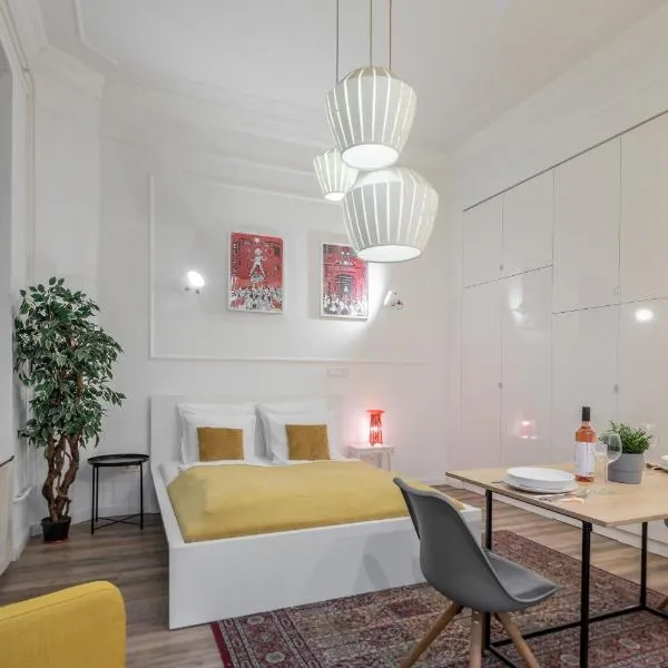 Extra Central Modern Studio, hôtel à Budapest