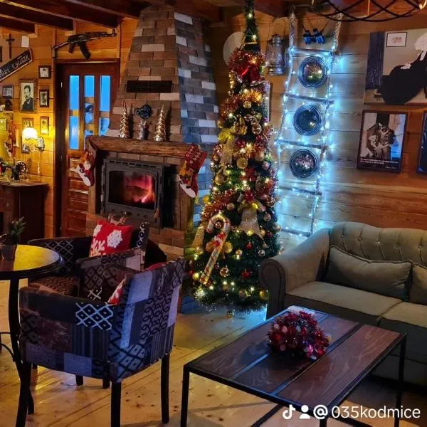 Odmaraliste Kod Miće Apartman 4, hotel v destinaci Krušar