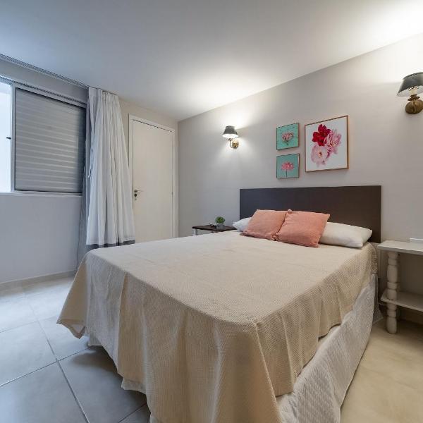275 - Apartamento 01 dormitório na Praia de Mariscal