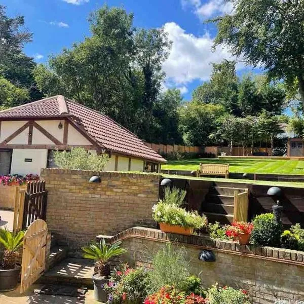 The Cosy Cottage, Old Soles bridge Lane, hotel di Chorleywood