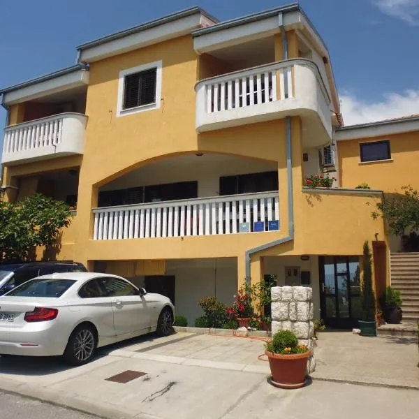 Apartments Jadranka Povile, hotel v destinaci Novi Vinodolski