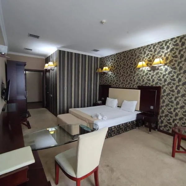 Emerald Hotel Baku, hotel sa Baku