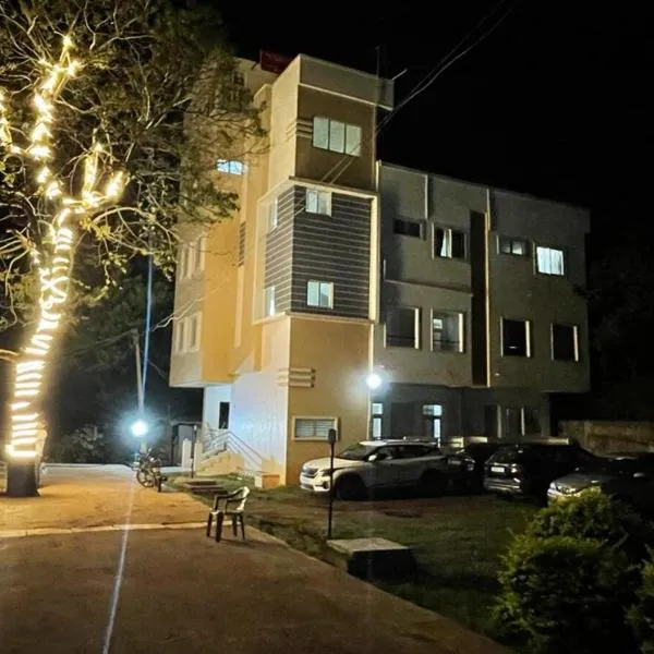 Naksha Tree Hotels - Yelagiri, hotel in Yelagiri