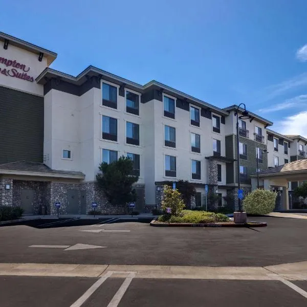 Hampton Inn & Suites San Luis Obispo، فندق في سان لويس أوبيسبو