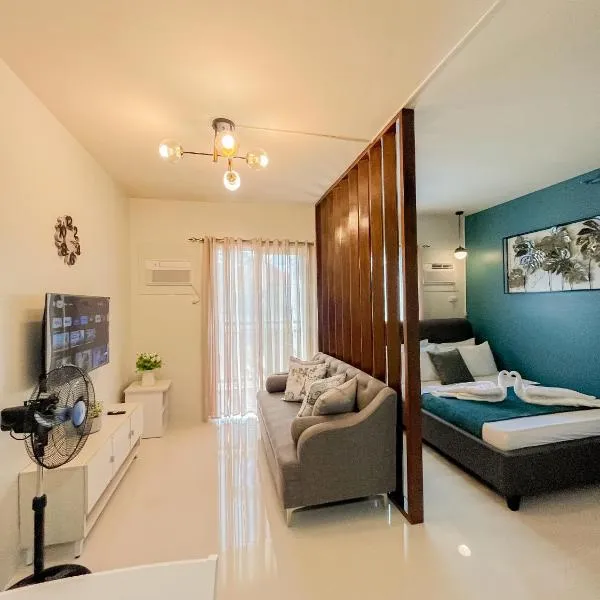 2 Bedroom and Studio Apartments with Private Pool and Gym in Vista Manors Verdant, hotel in Puerto Princesa City