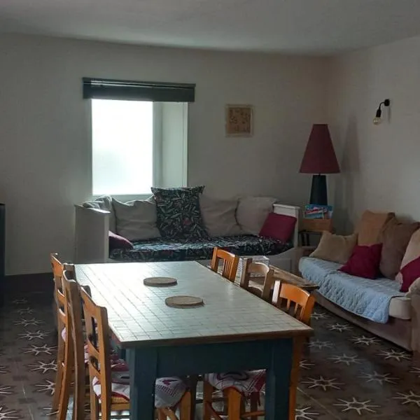 Gite Tante jeanne, hotel v destinácii Peaugres