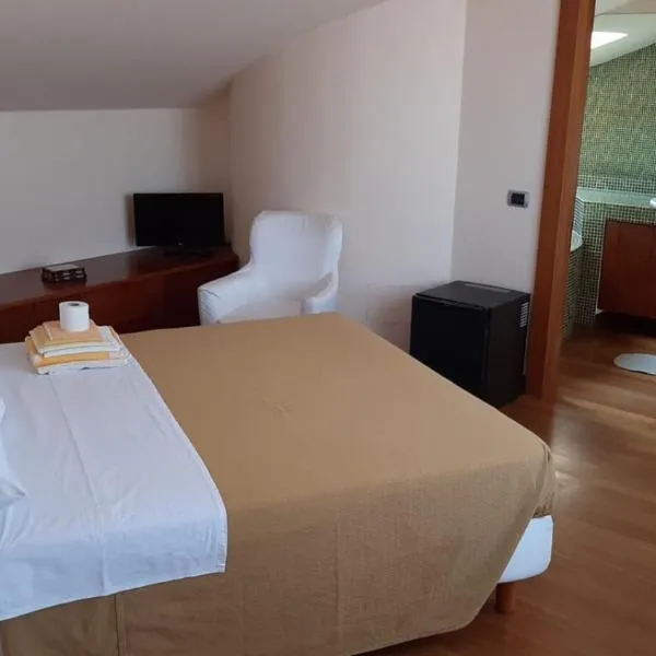 B & B Paradiso, hotel v destinaci Loreto