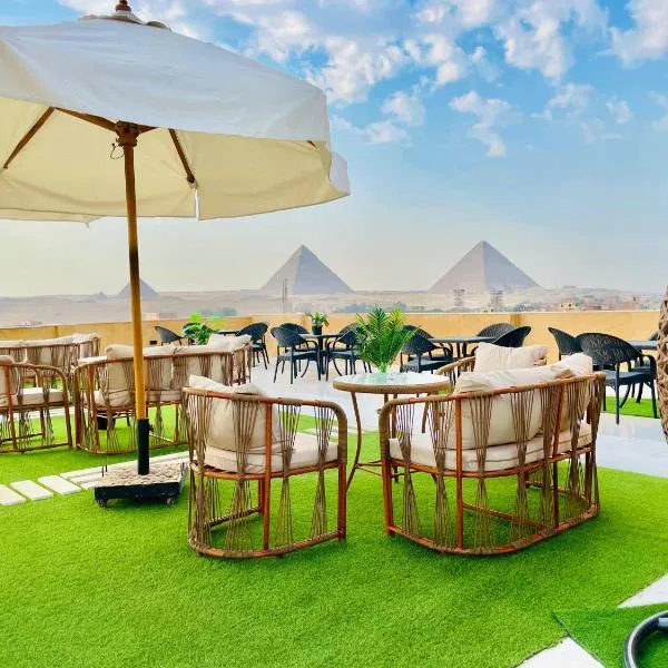 Palm Pyramids View INN, hôtel au Caire