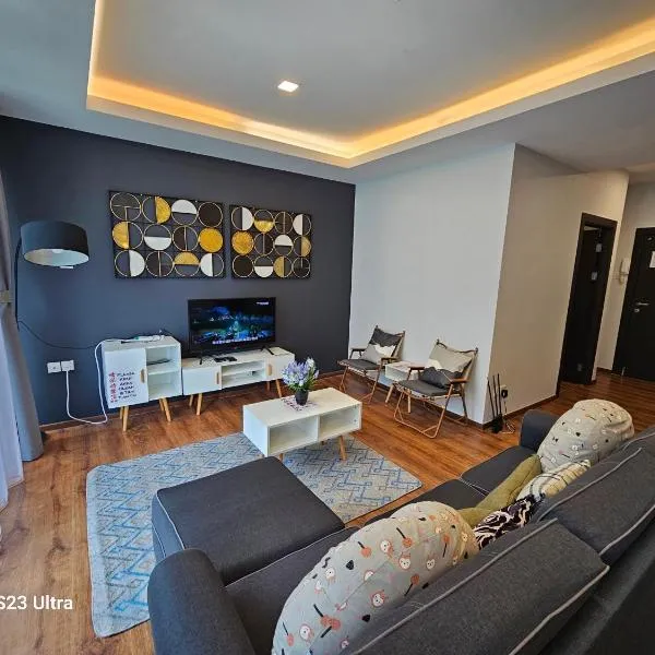 Lovely Vivacity Jazz suite 2 Cozy Condo 2 Card LV7, hotel in Kuching